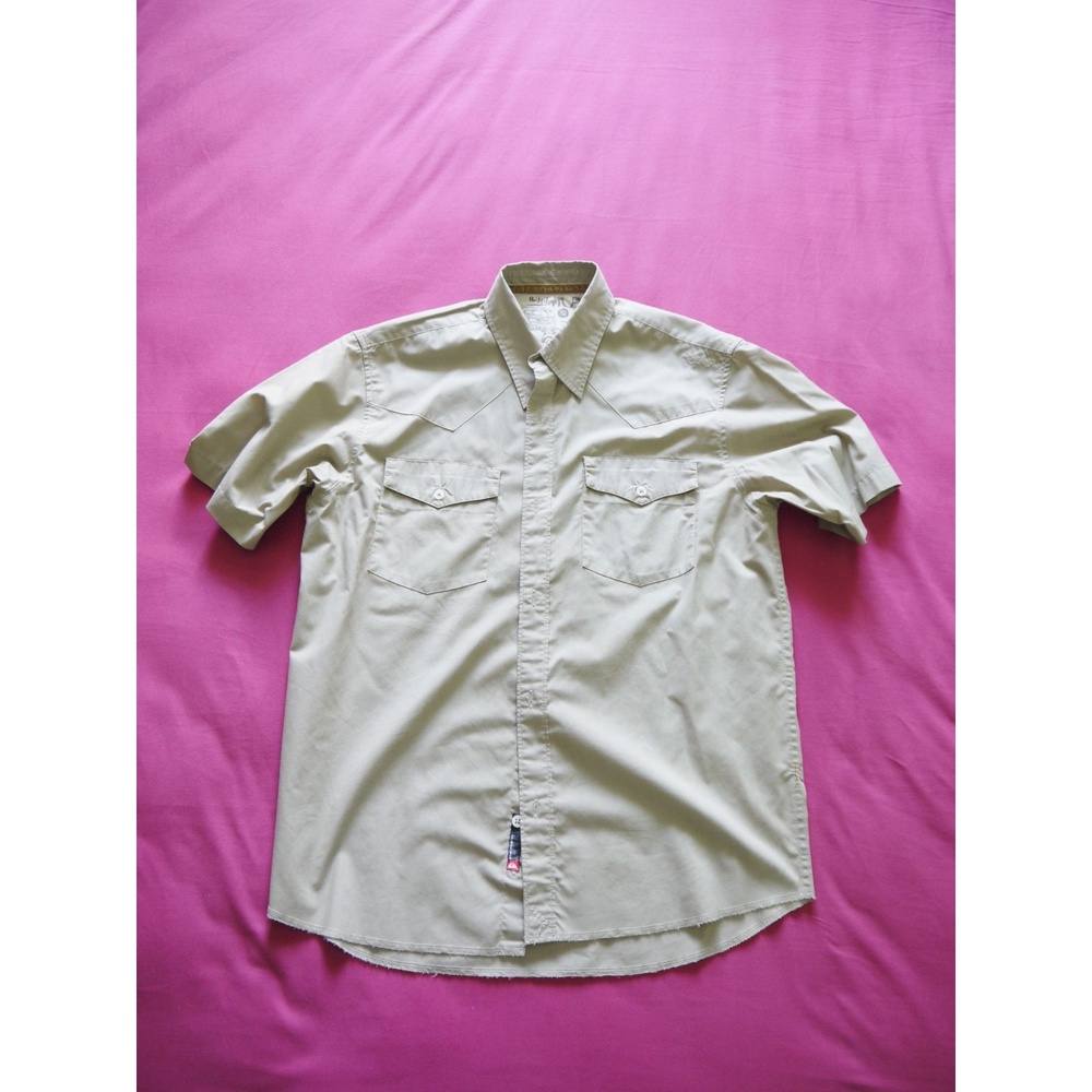 Button-Up Shirt Men's Tan Western style yokes